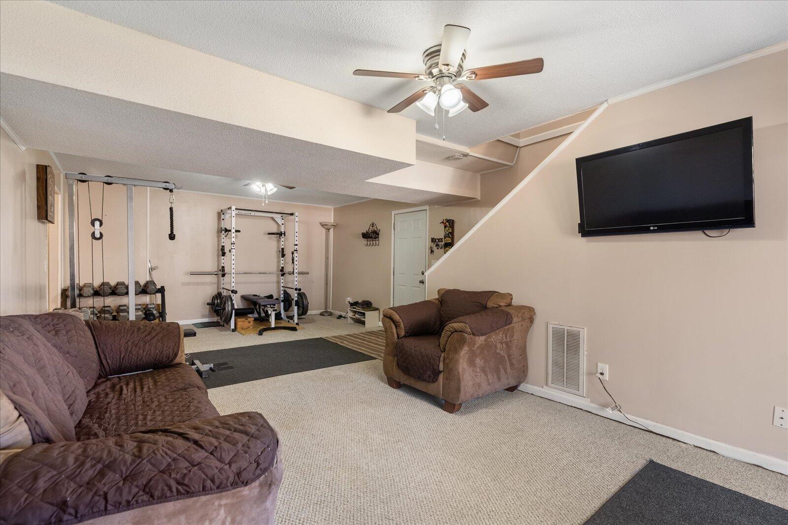 1819 Pine Needles Trail