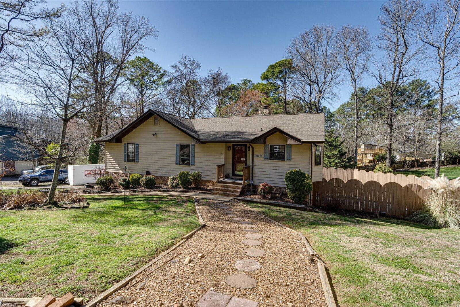 1819 Pine Needles Trail