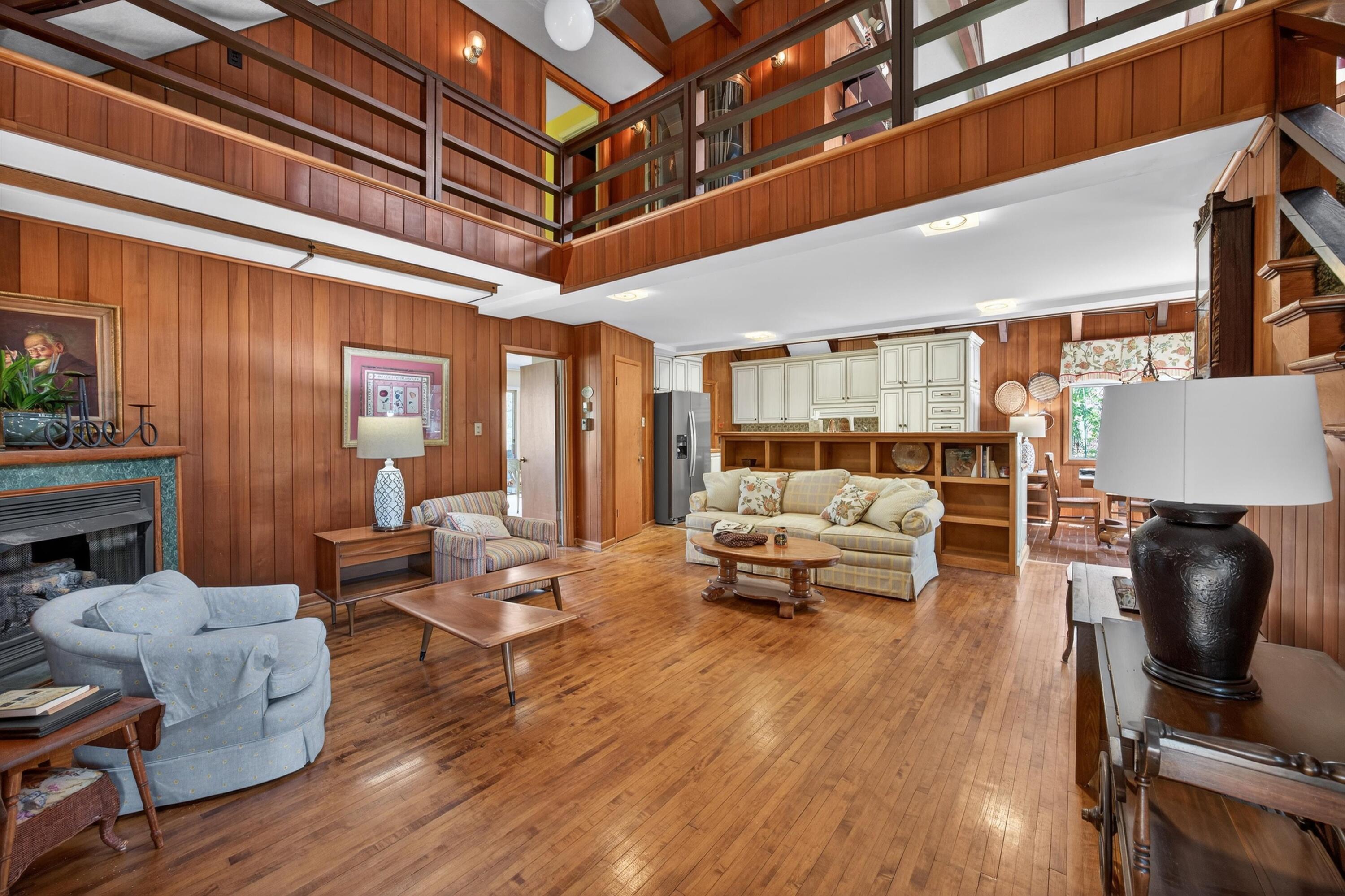 1301 Swann Drive