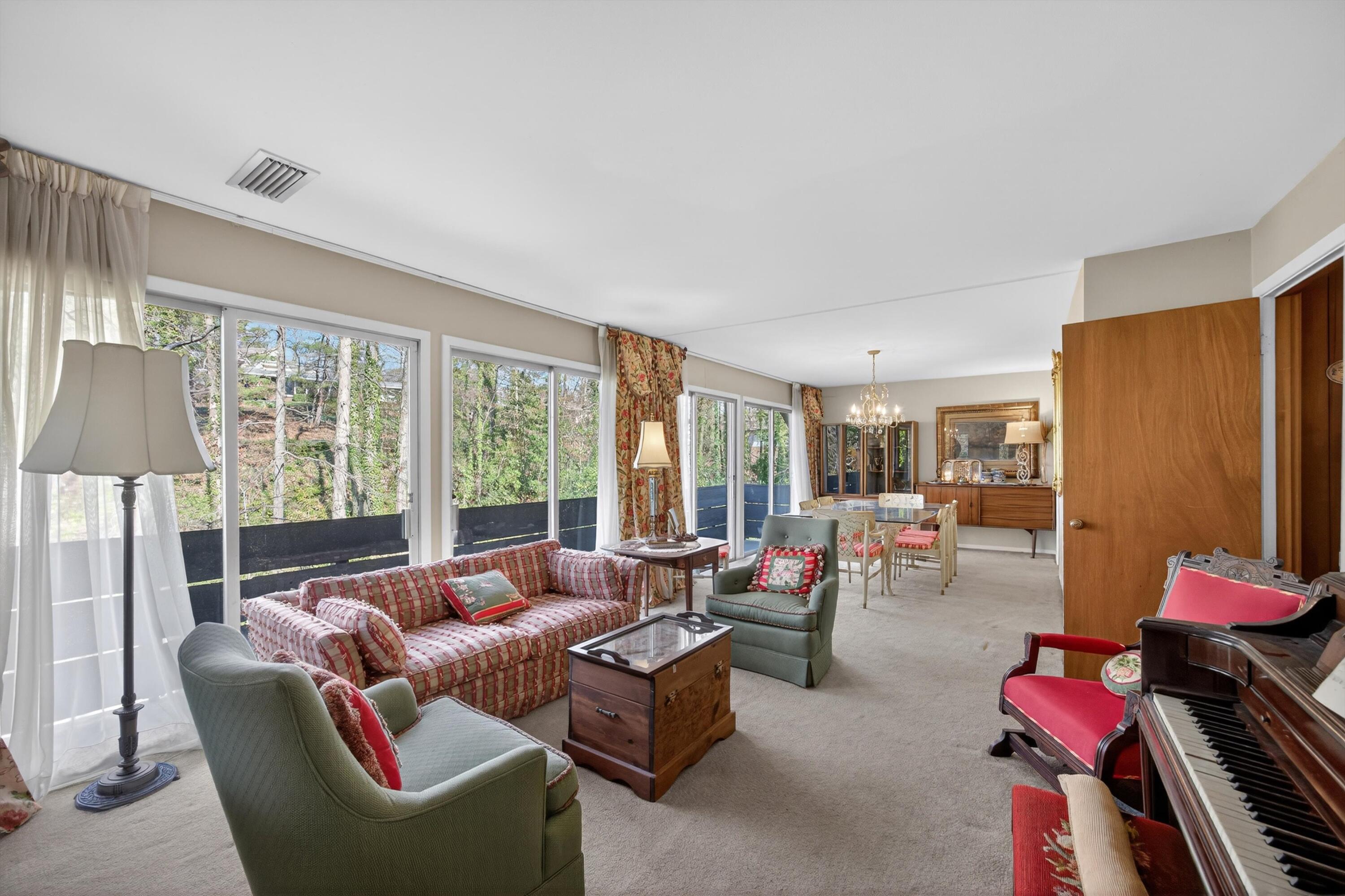 1301 Swann Drive