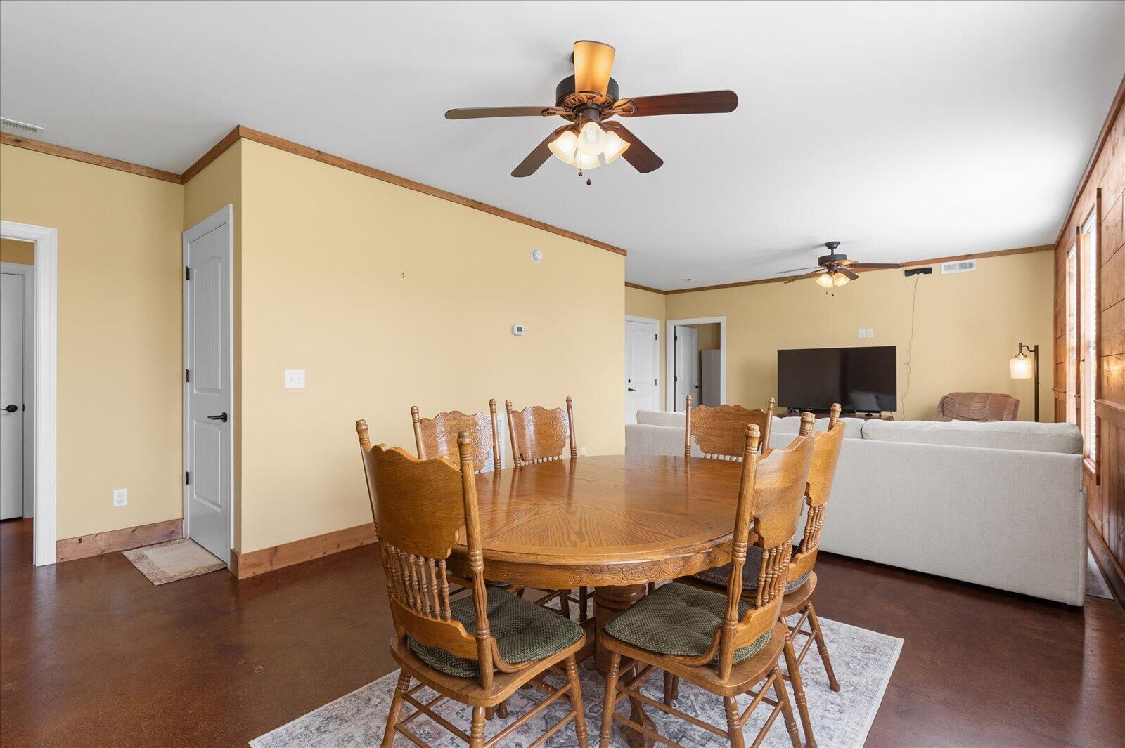 2322 Gale Lane
