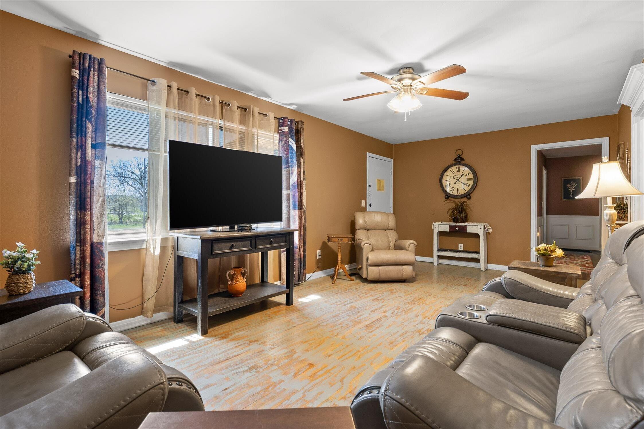 7401 Old Cleveland Pike