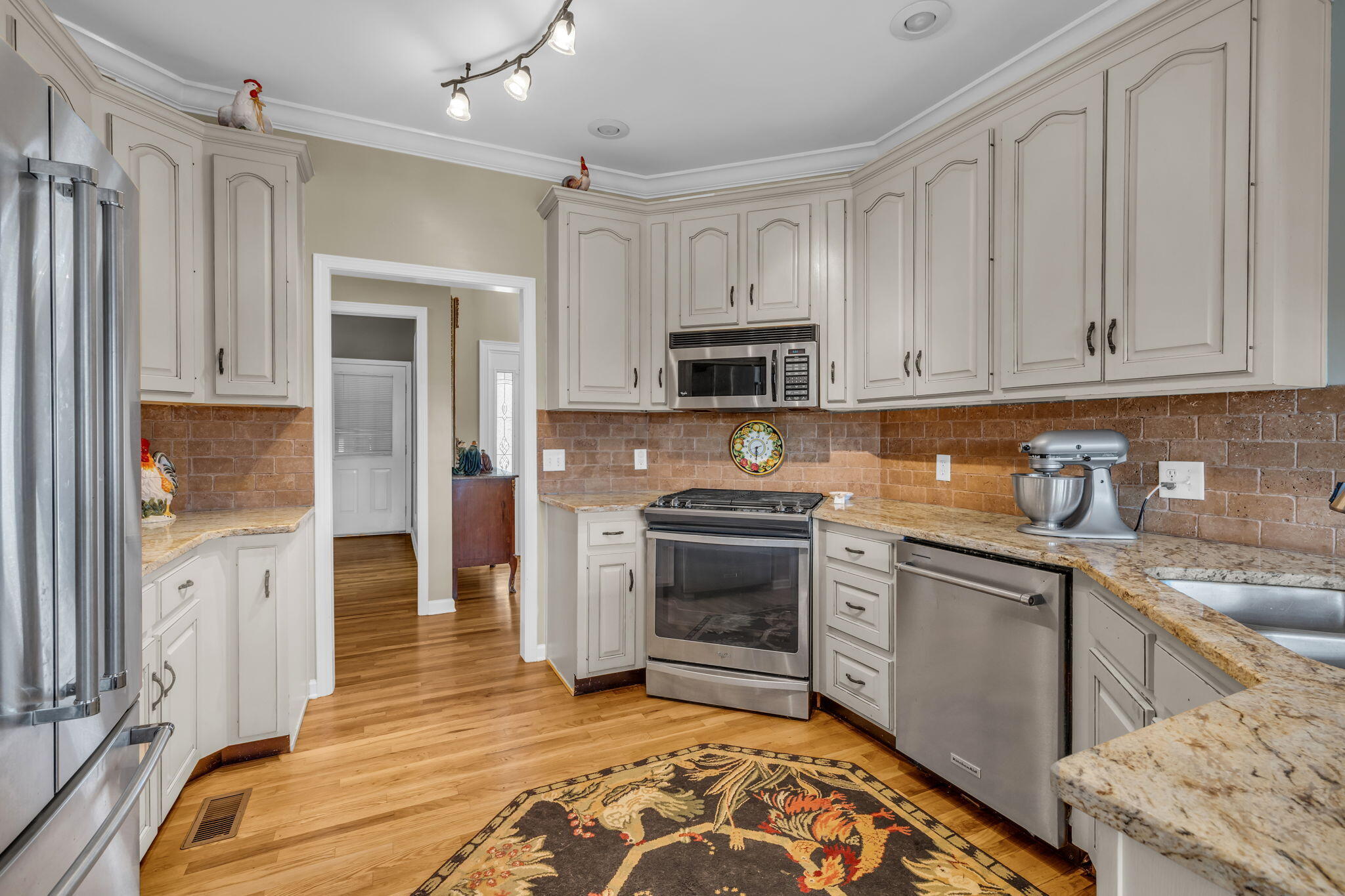 3647 Bentwood Cove Drive