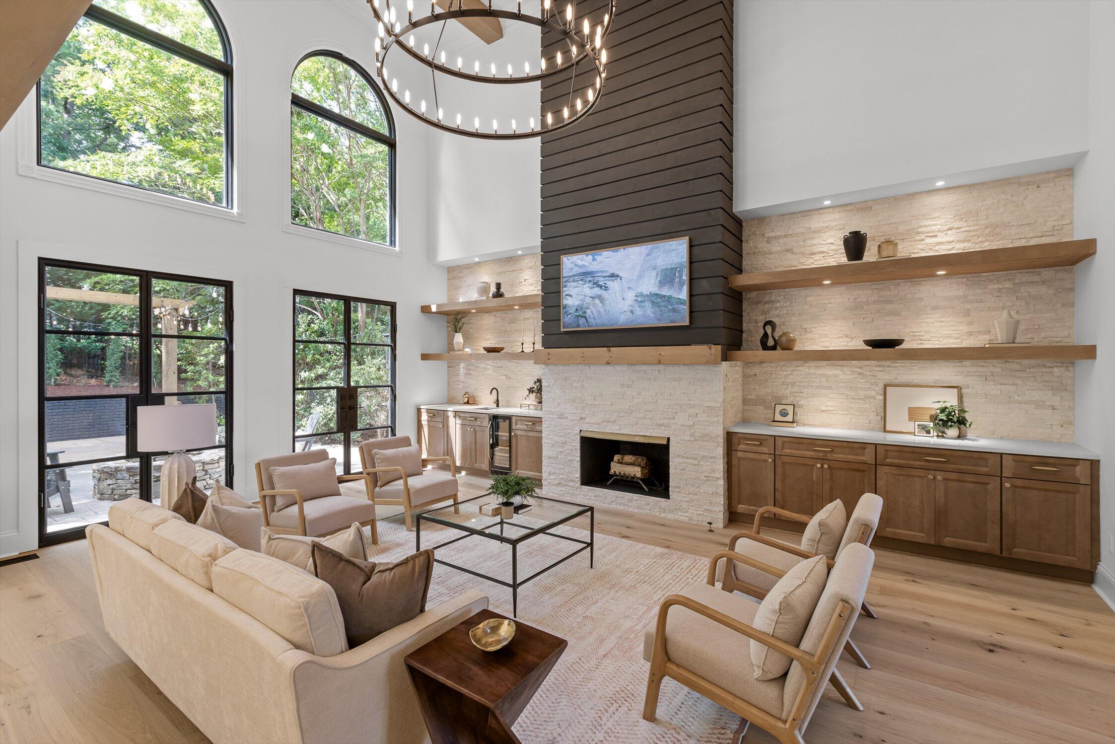 1103 Centennial Drive