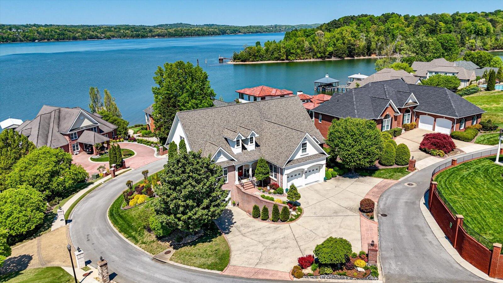 4448 Sailmaker Circle