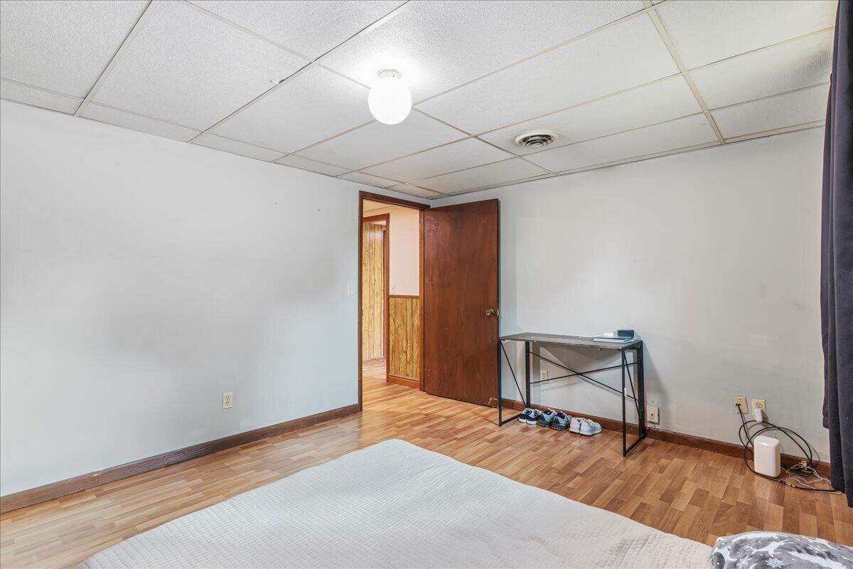 1305 Ridgeway Circle