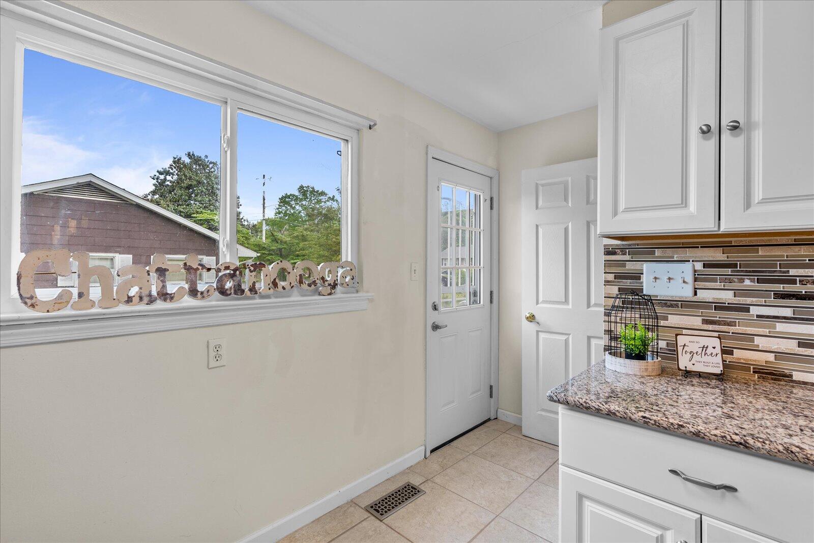 3825 Pin Oak Terrace