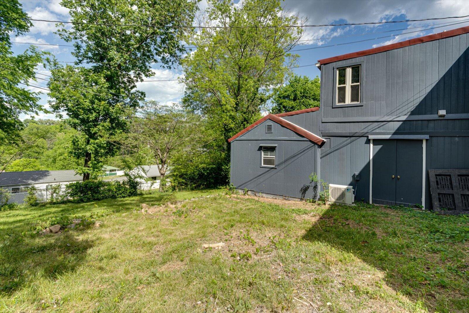 3825 Pin Oak Terrace