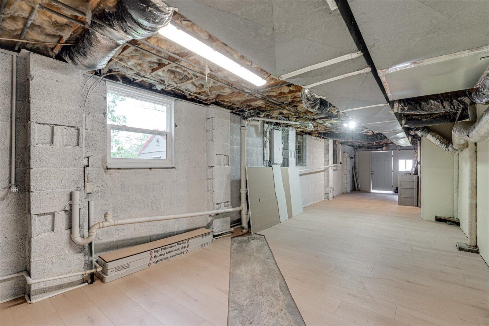 3825 Pin Oak Terrace