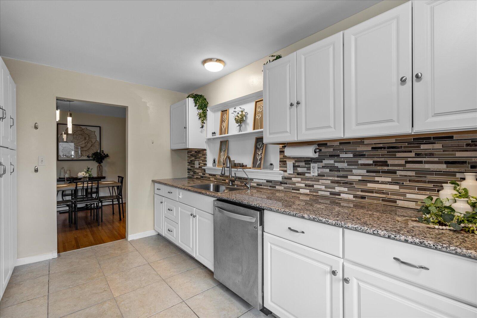 3825 Pin Oak Terrace