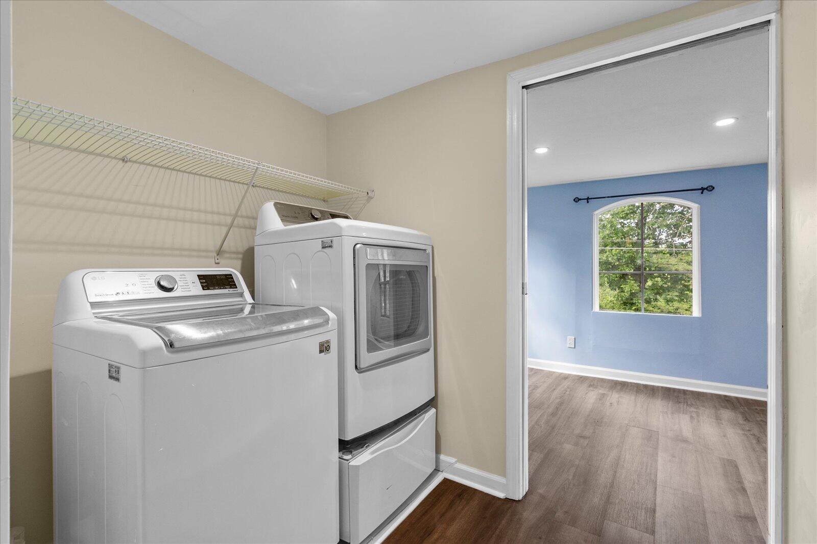 3825 Pin Oak Terrace