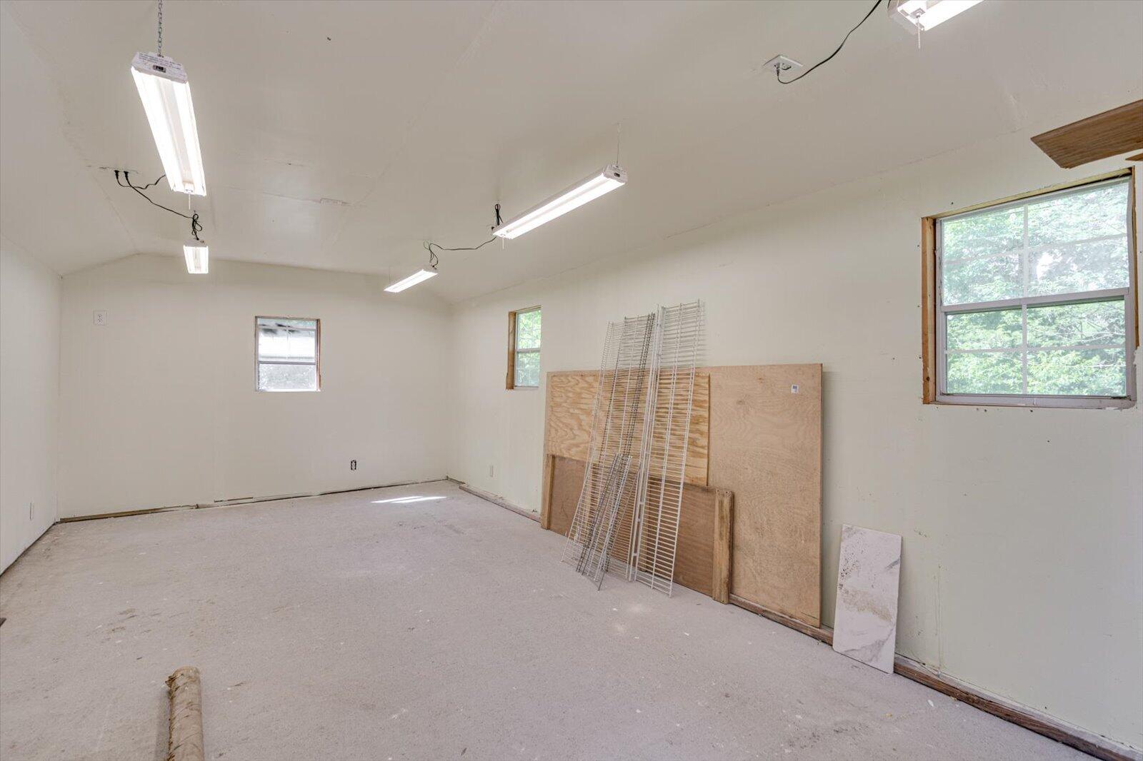 3825 Pin Oak Terrace