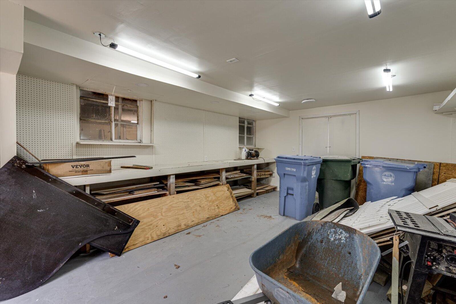 3825 Pin Oak Terrace