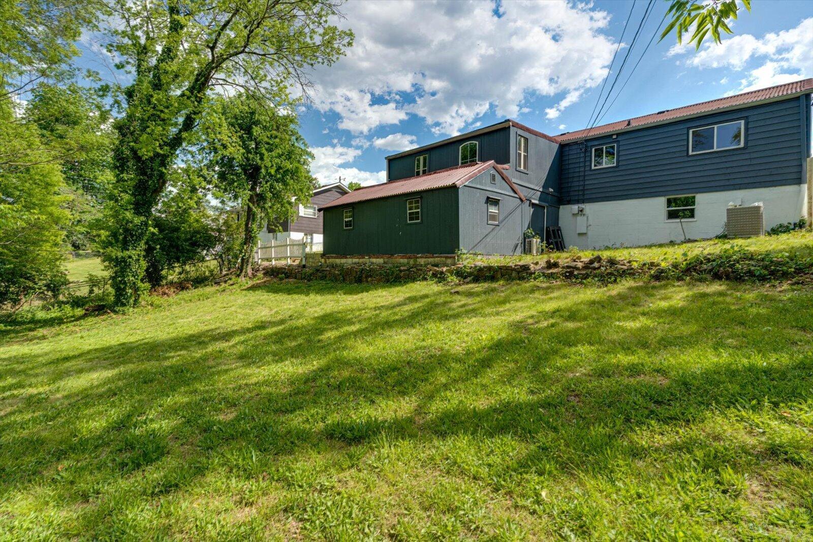 3825 Pin Oak Terrace