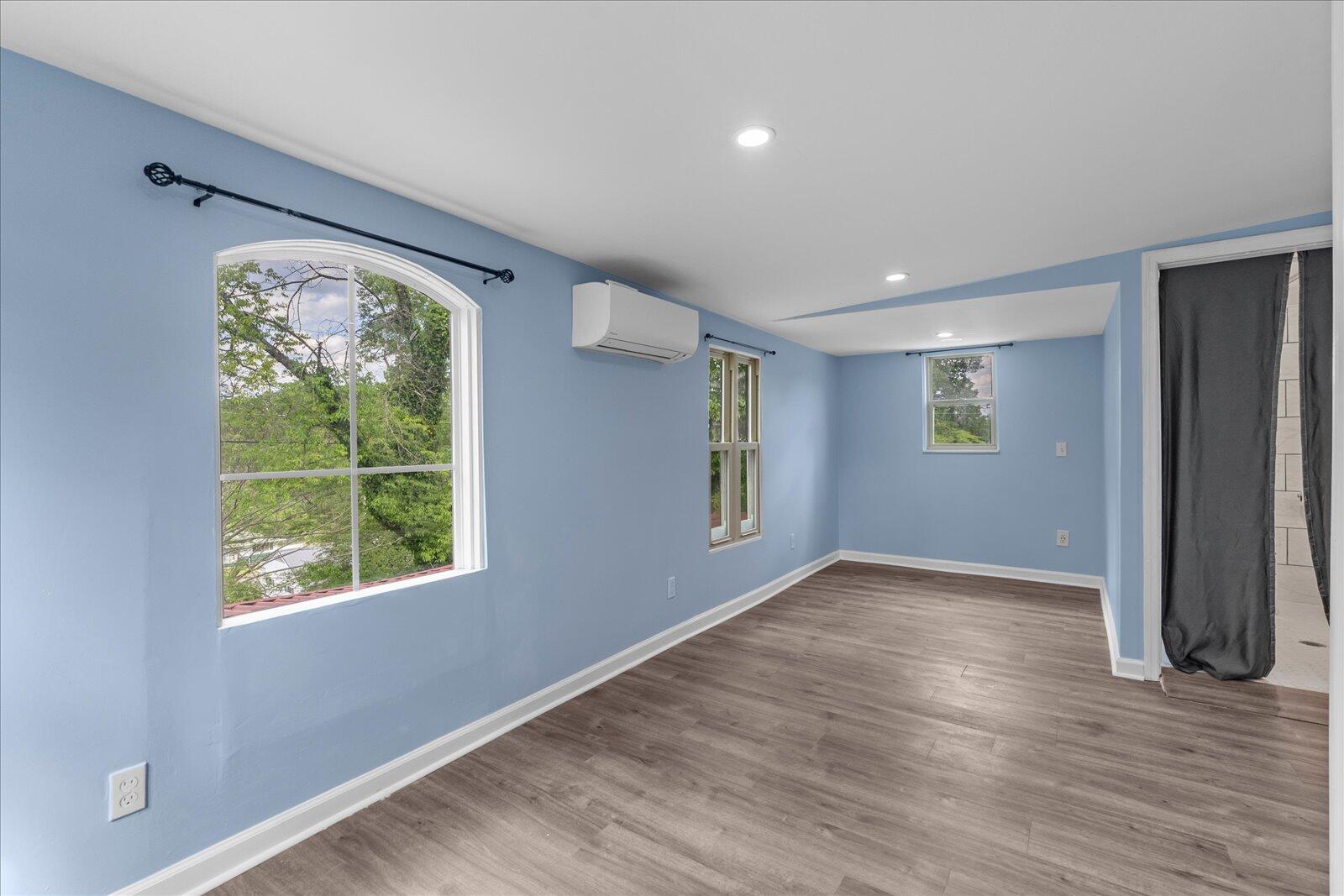 3825 Pin Oak Terrace