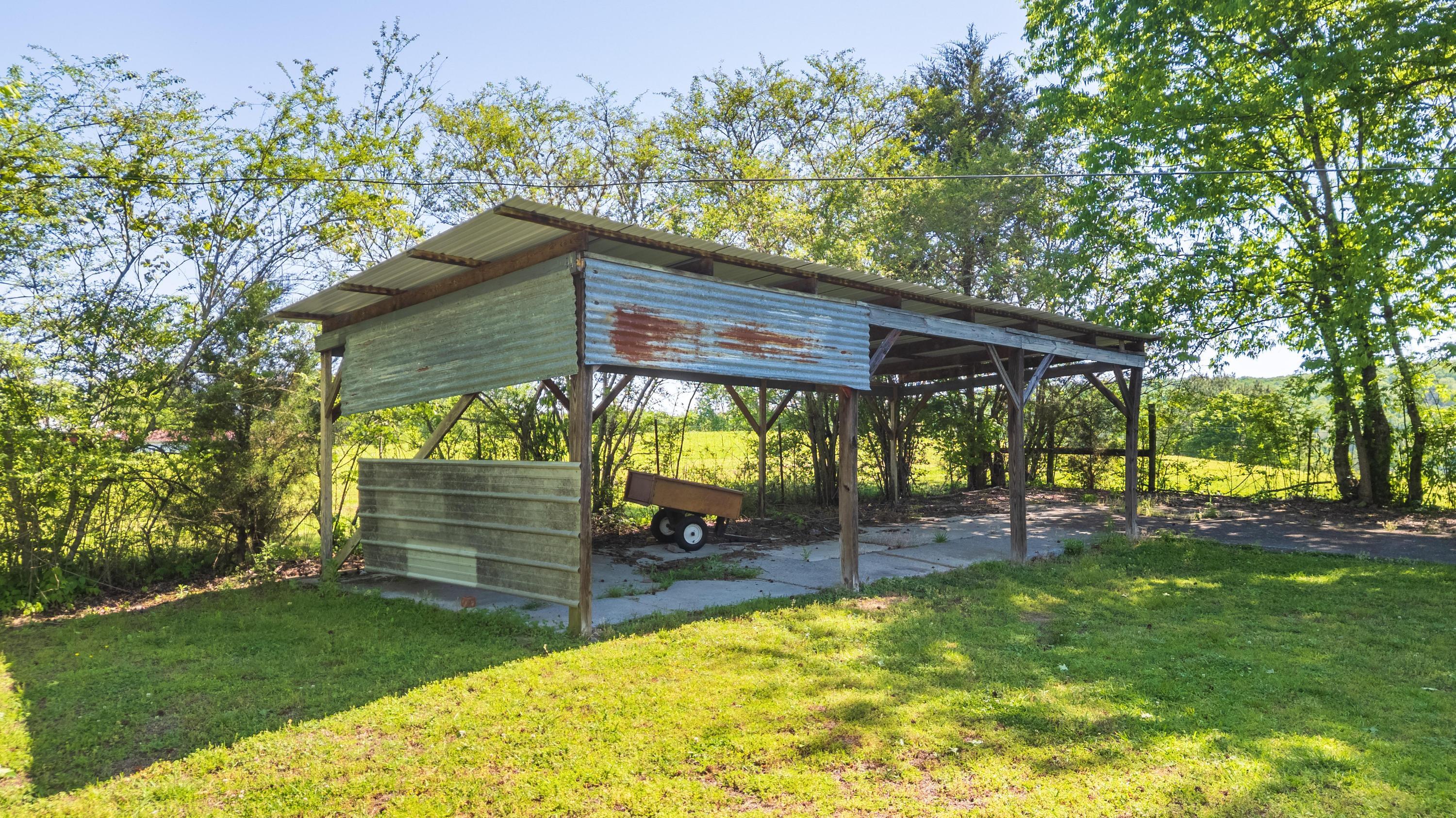 556 No Pone Valley Road NW