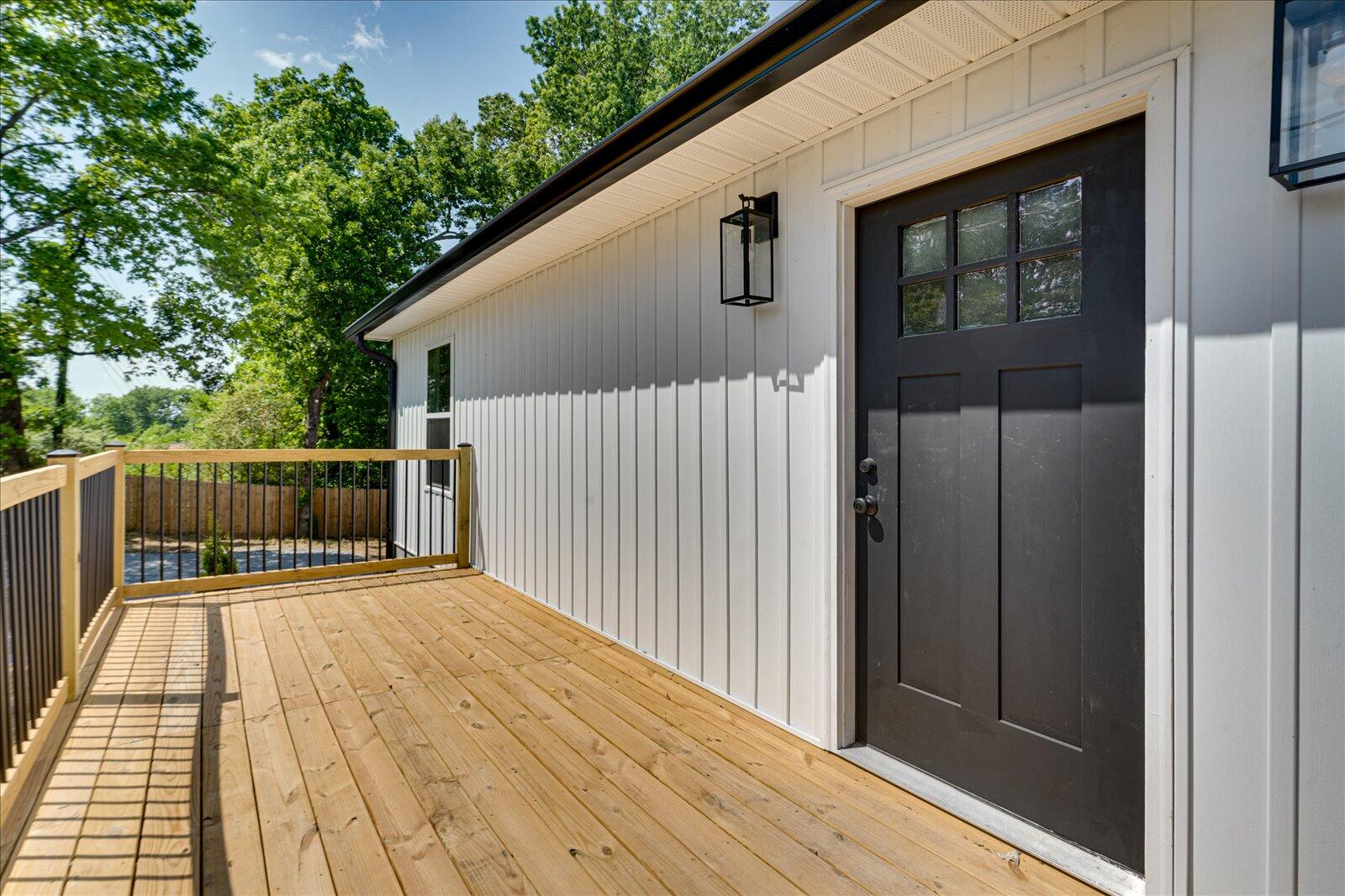 1435 Alley Street NE