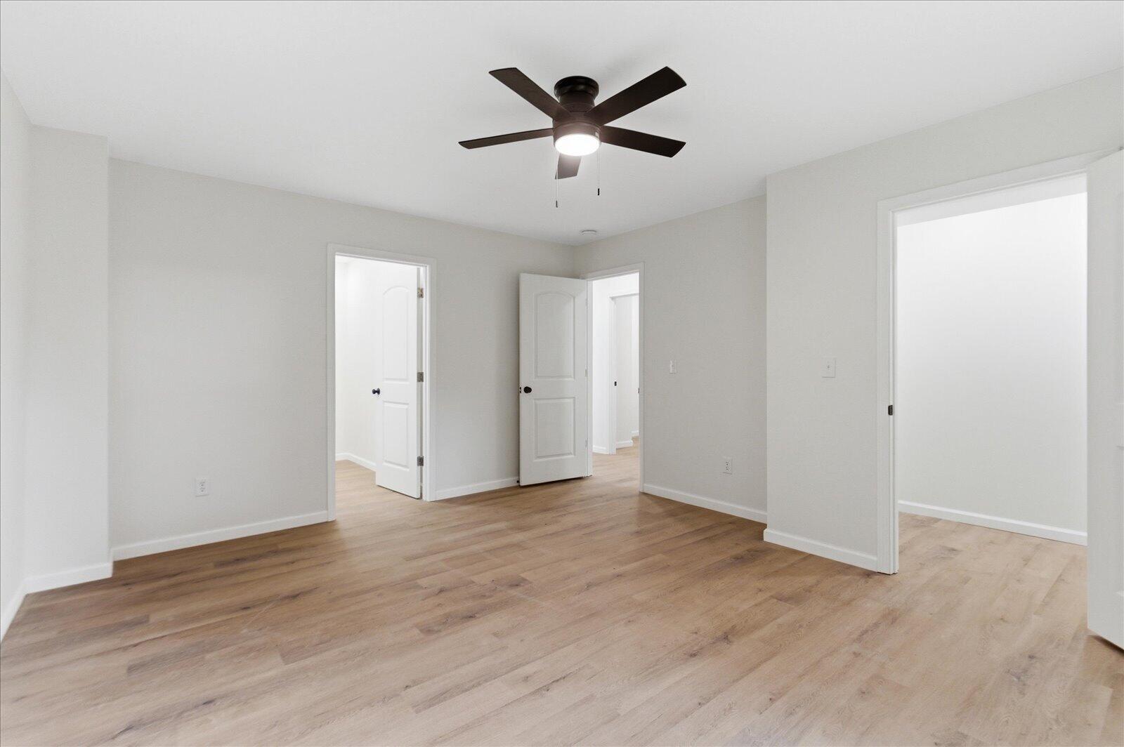 1435 Alley Street NE