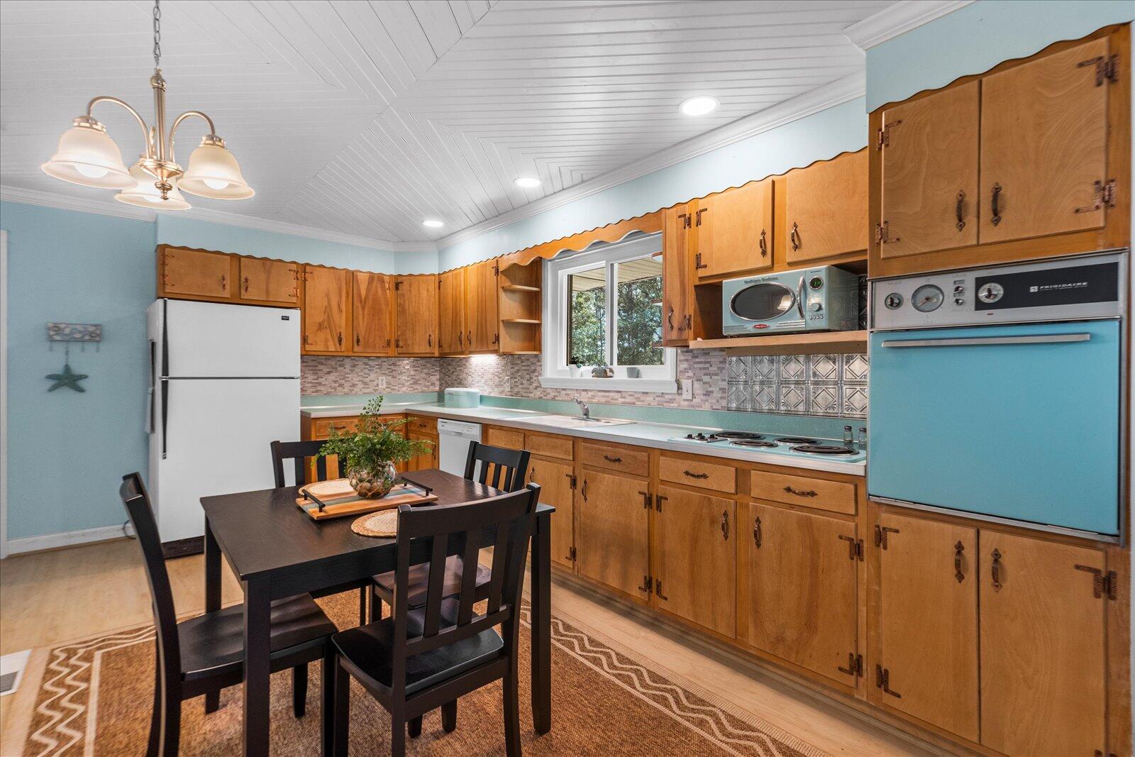 4022 Belvoir Pines Drive