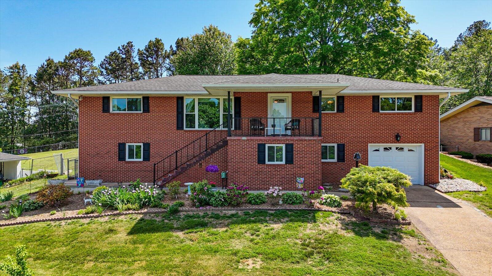 4022 Belvoir Pines Drive