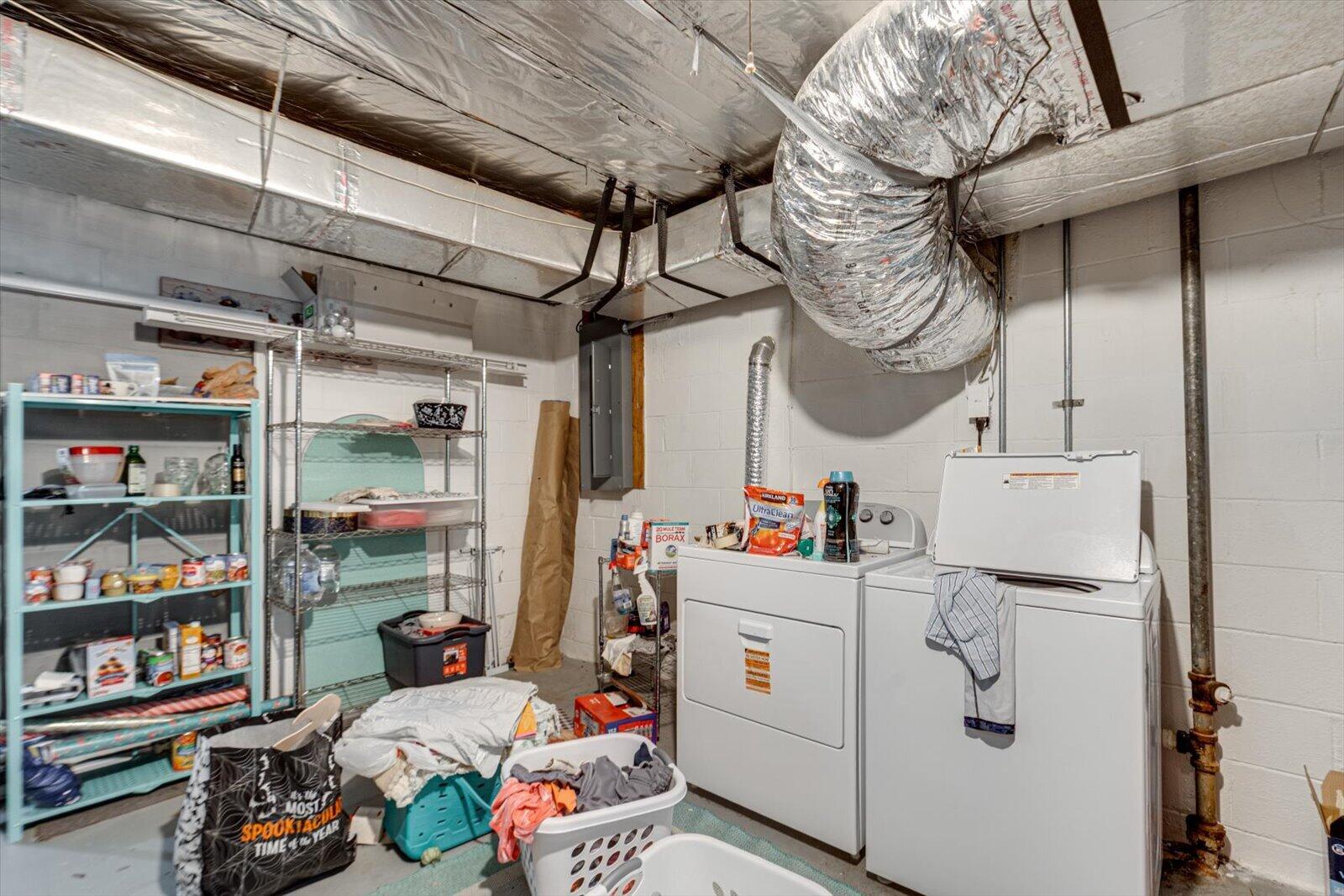 4022 Belvoir Pines Drive