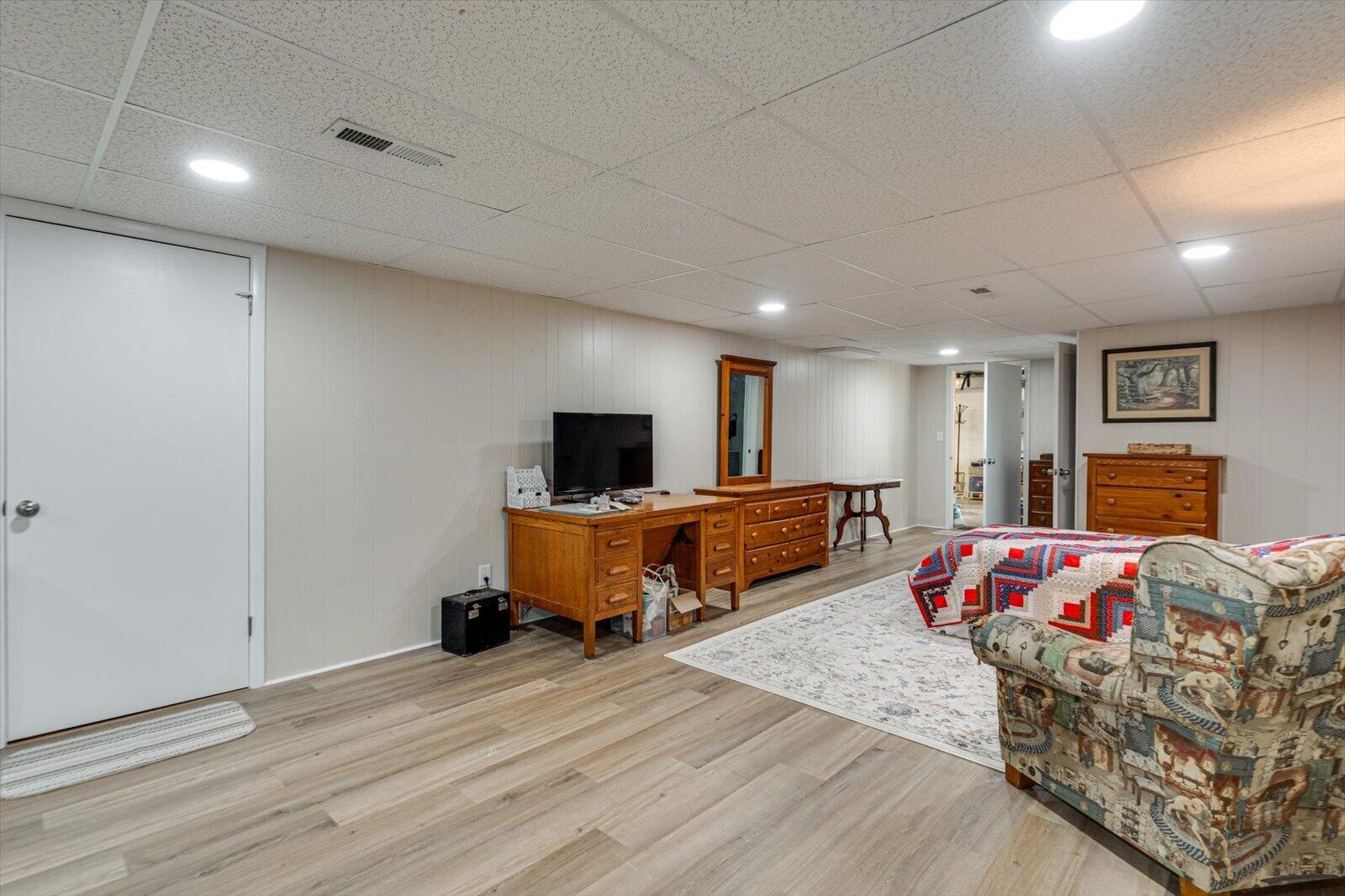 4022 Belvoir Pines Drive