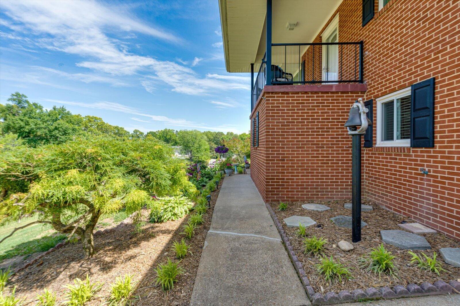 4022 Belvoir Pines Drive