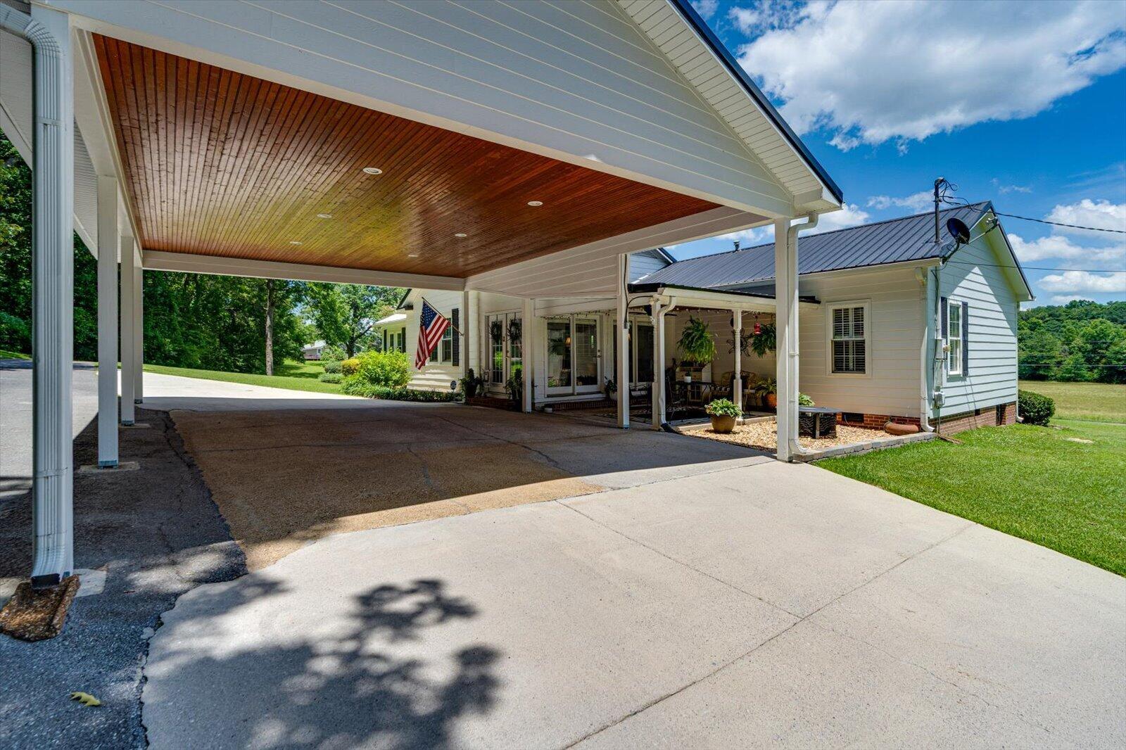 2556 Highway Trion Highway, LaFayette