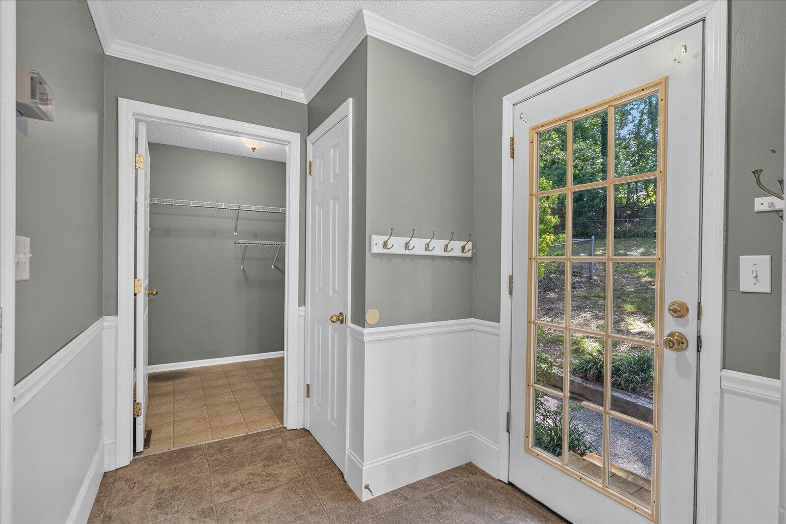 6536 Harbor View Drive
