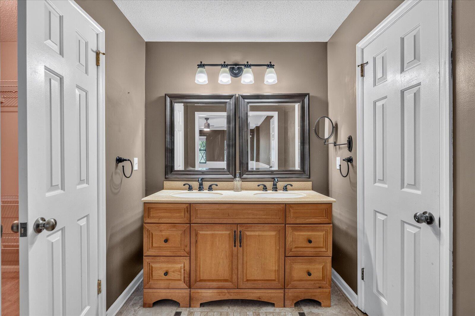 6536 Harbor View Drive