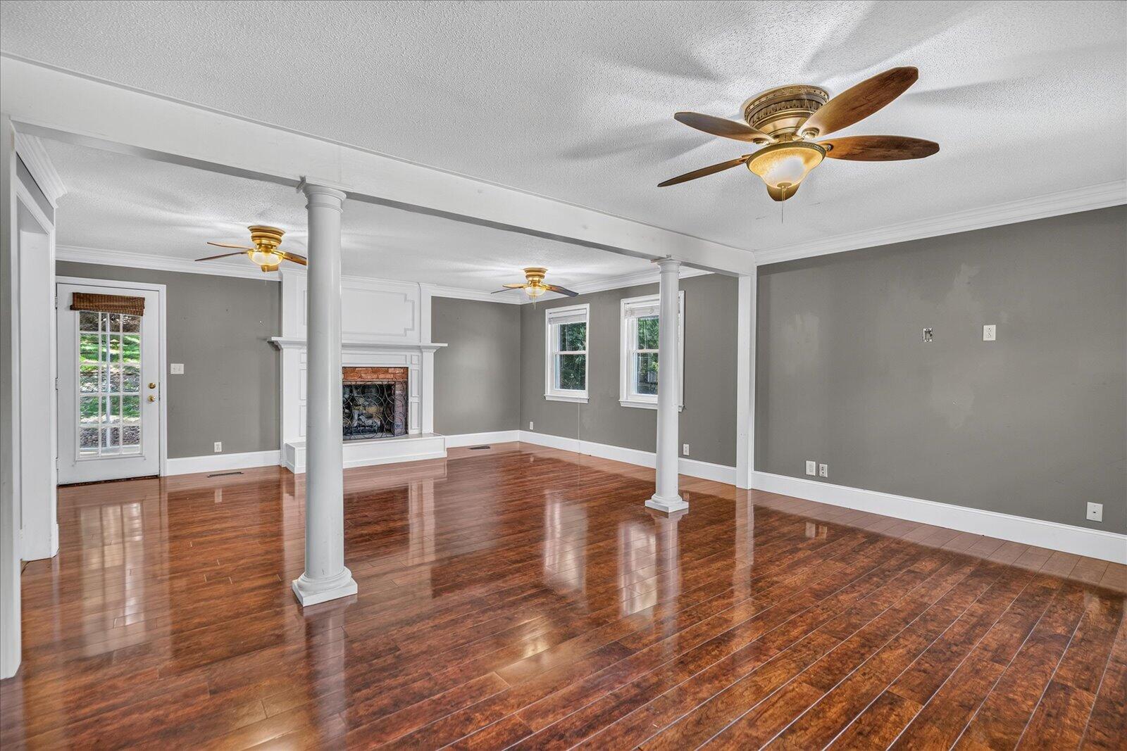 6536 Harbor View Drive