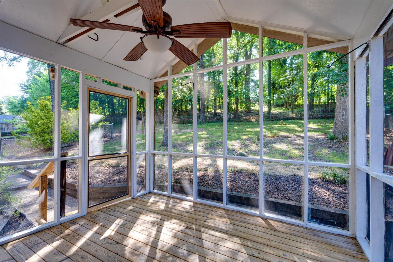 6536 Harbor View Drive