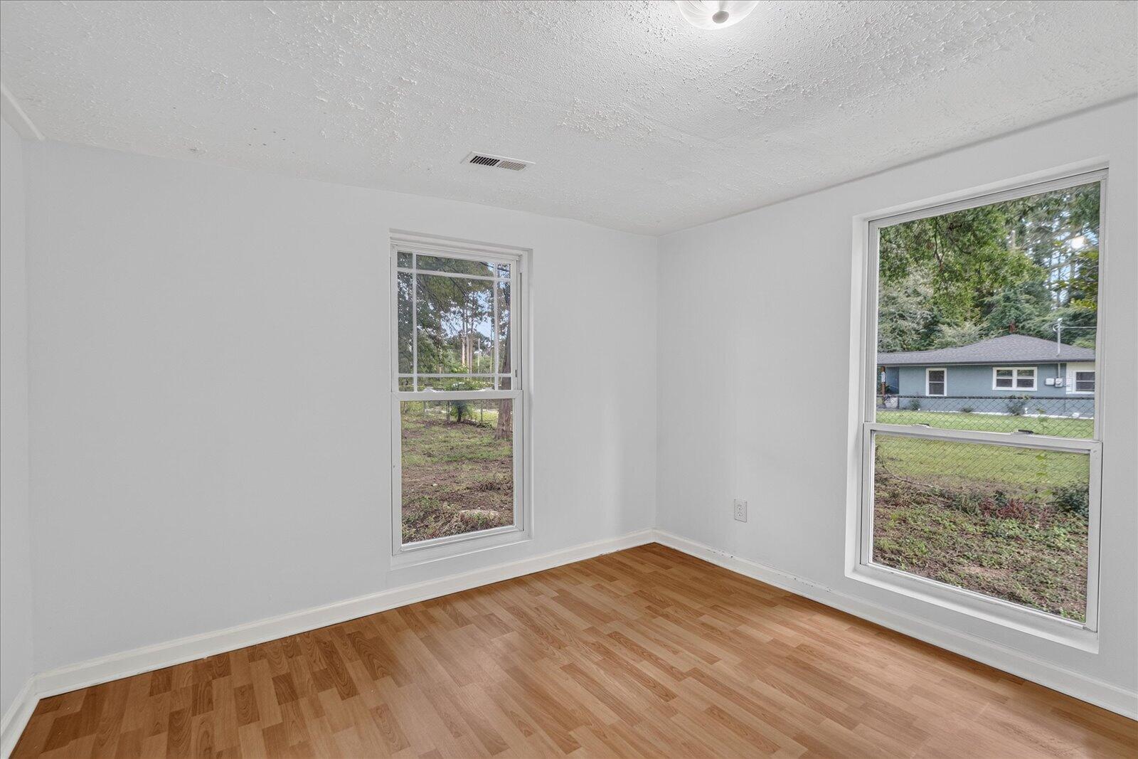 52 Alder Circle