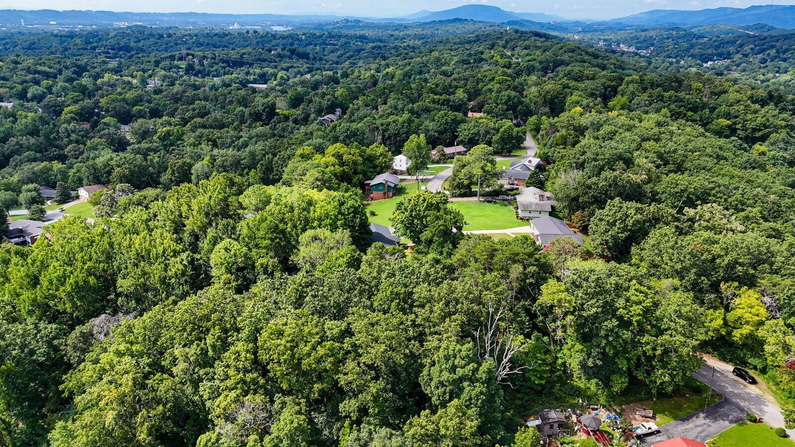 5064 Hunter Trail