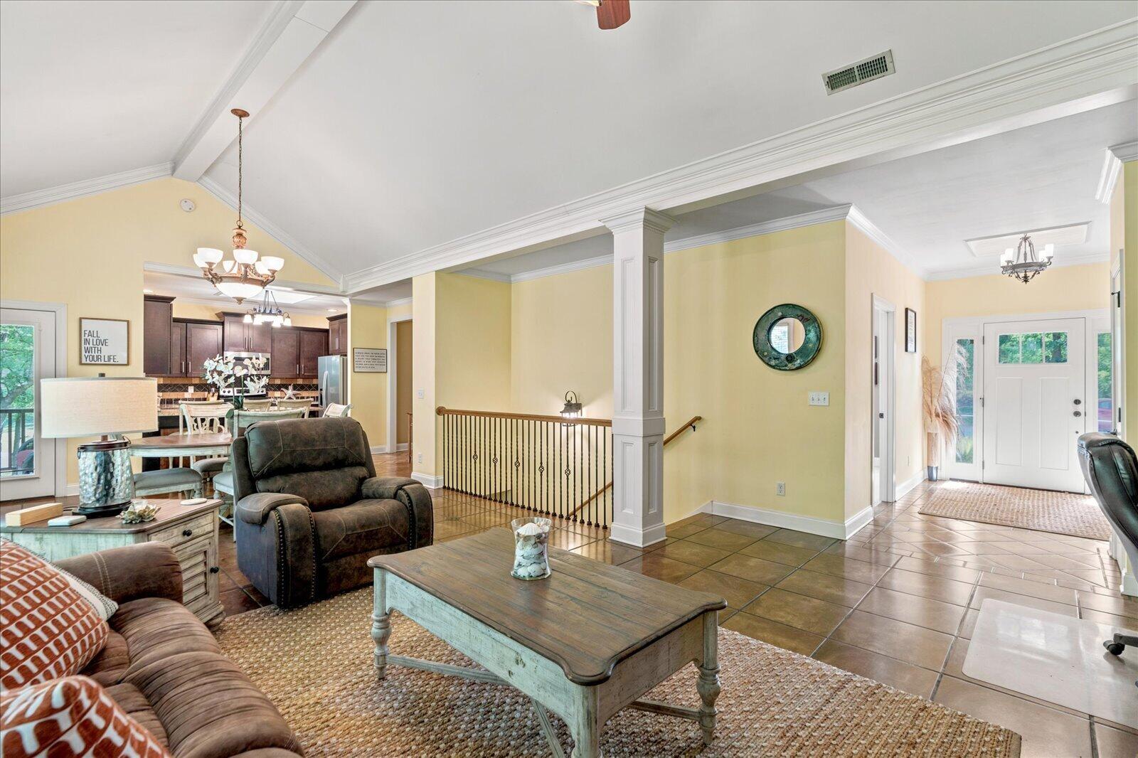2356 Gale Lane