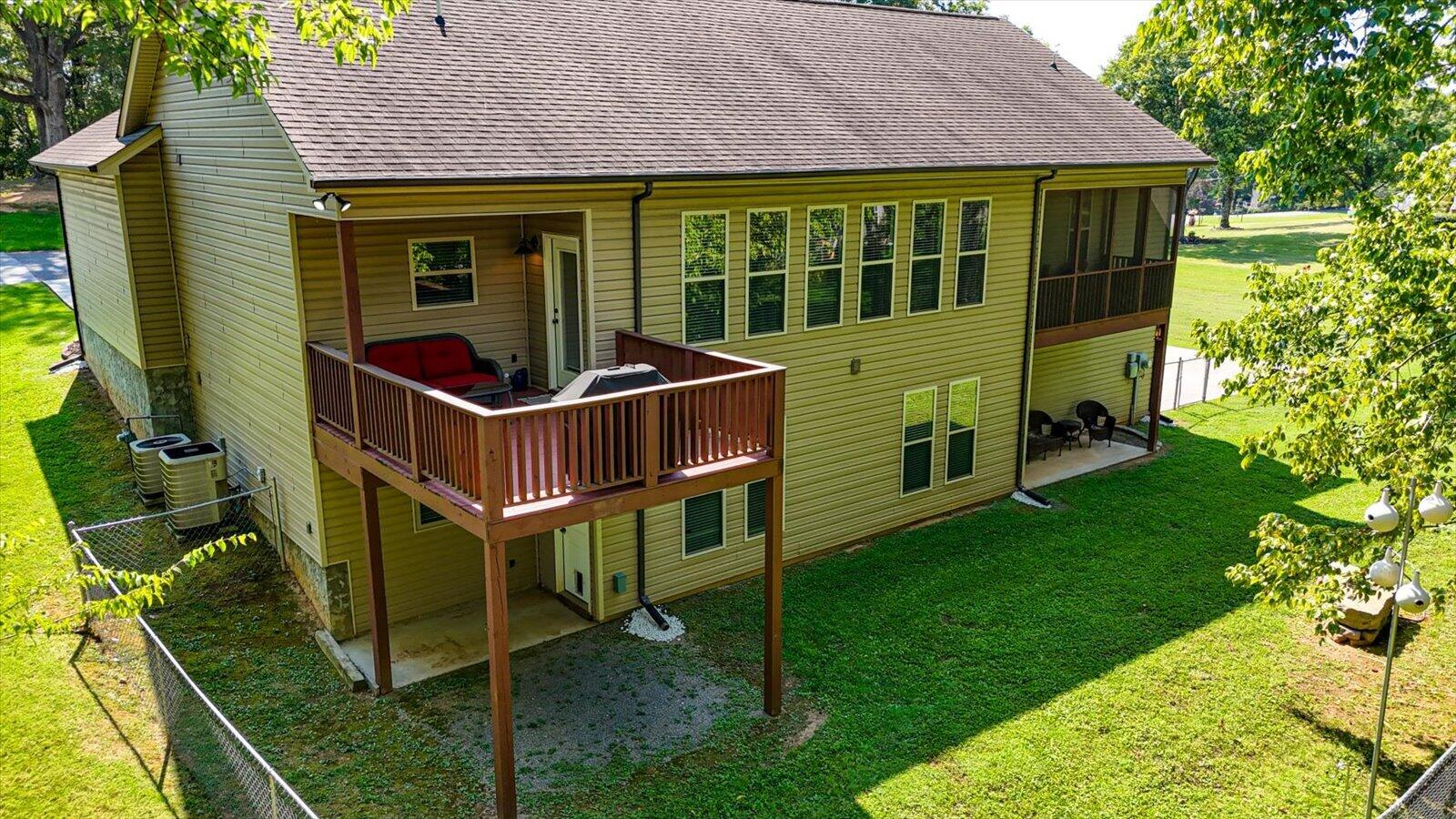2356 Gale Lane