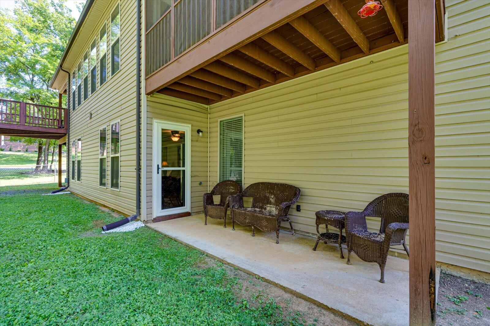2356 Gale Lane