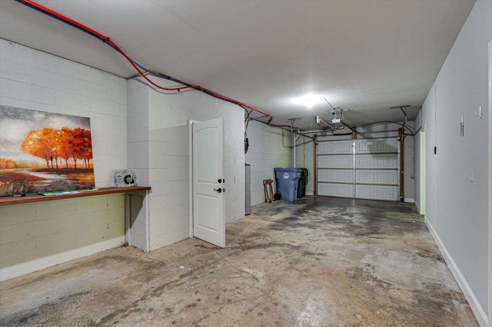 2356 Gale Lane