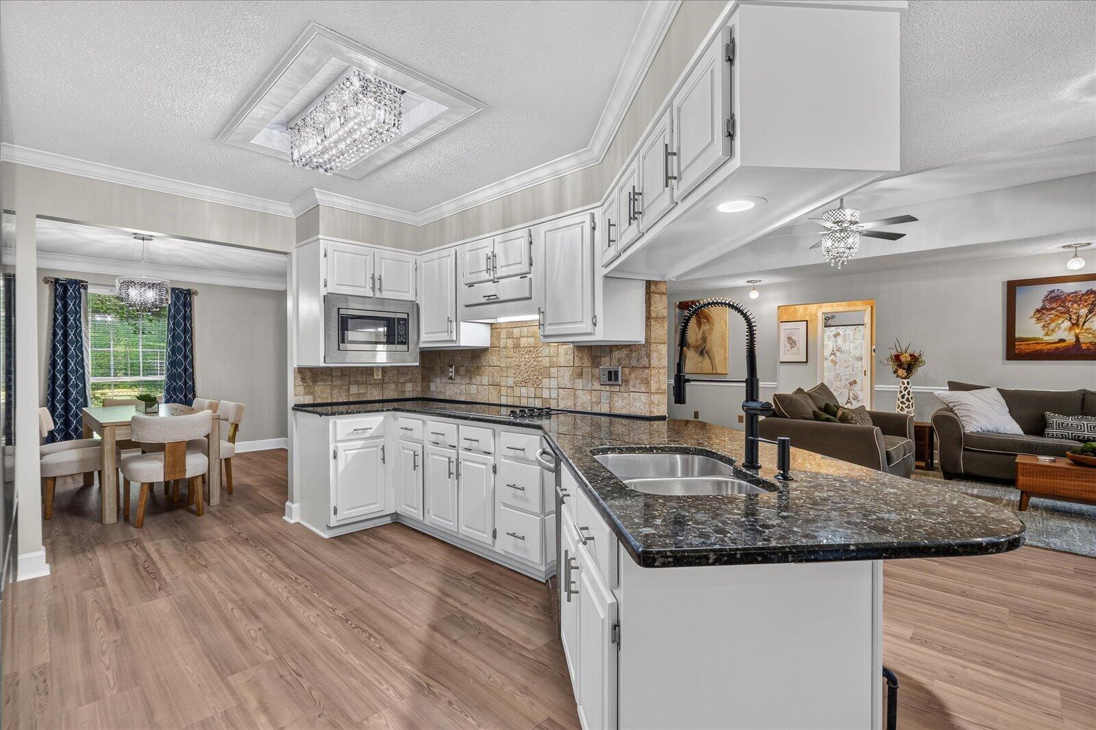 7350 Wolftever Trail