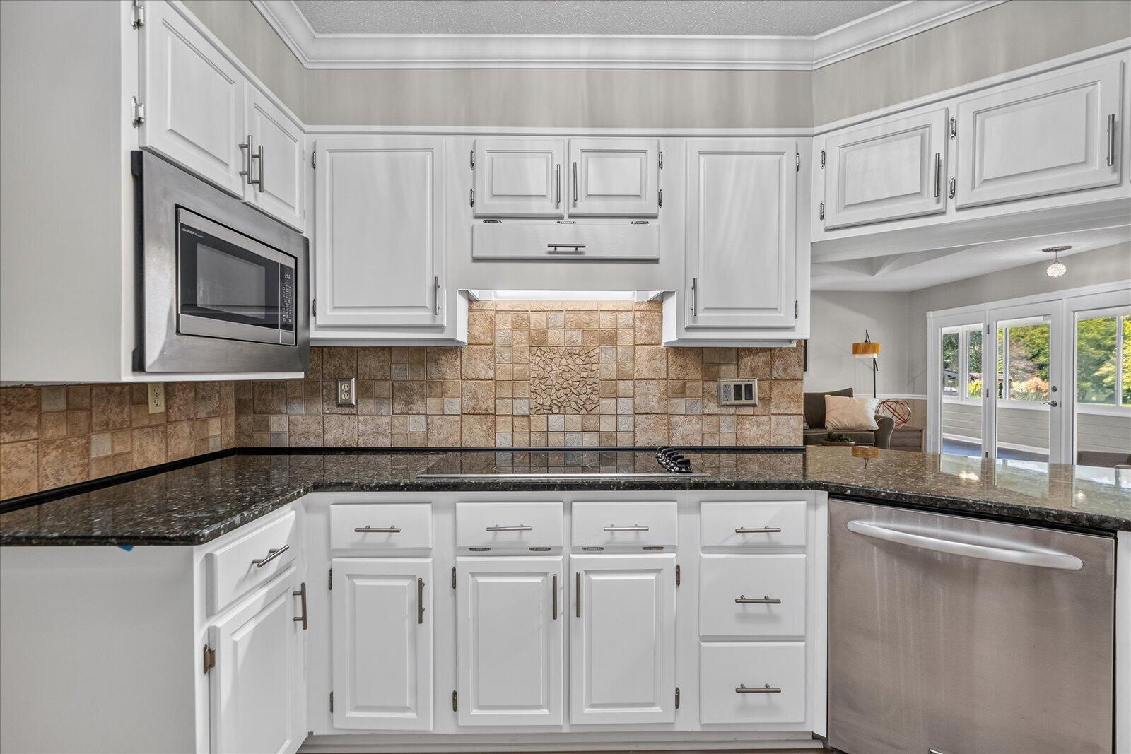 7350 Wolftever Trail