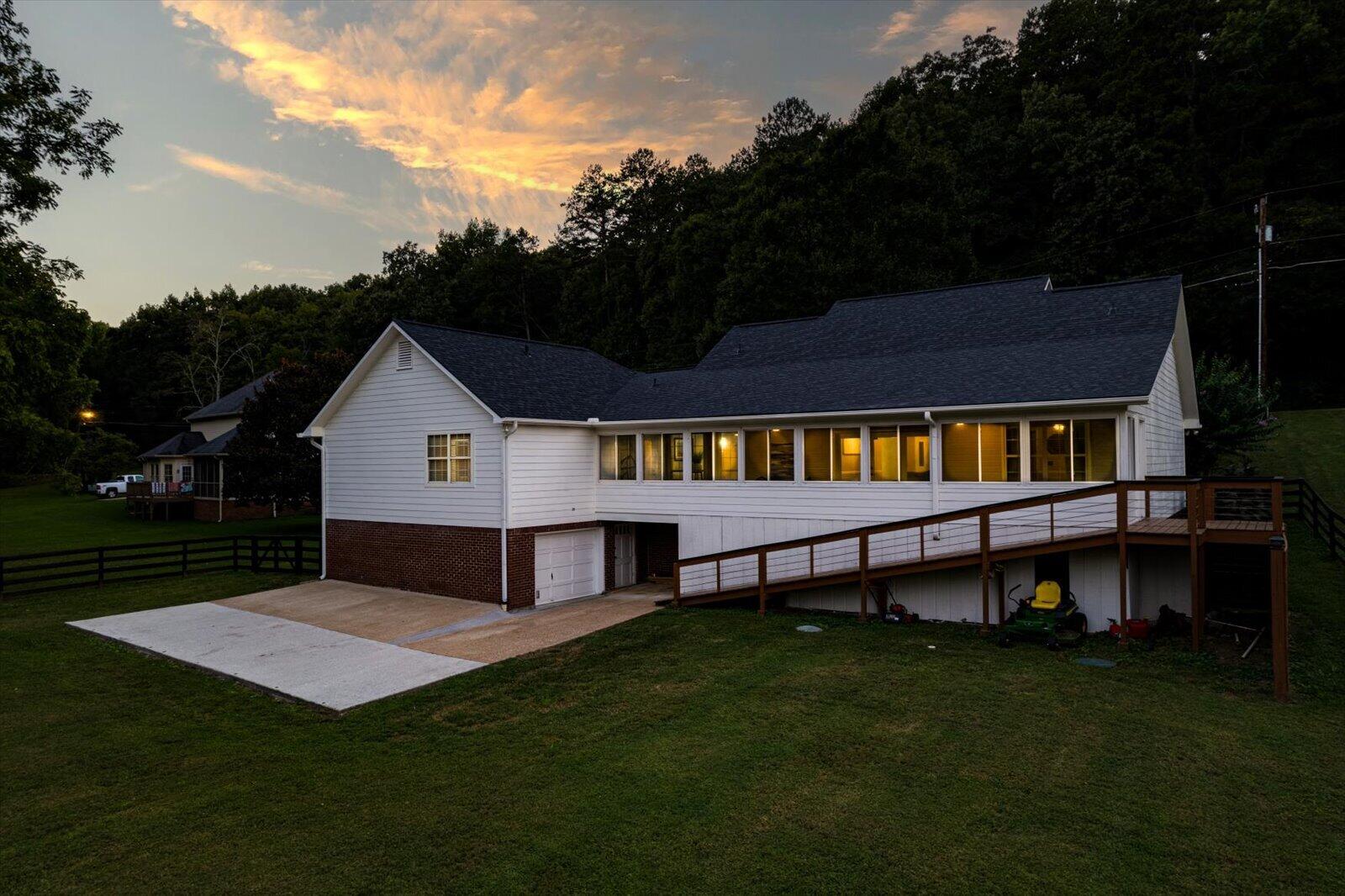 7350 Wolftever Trail