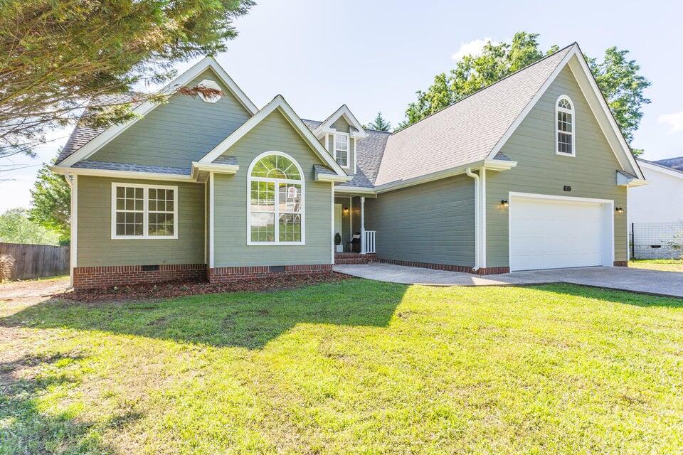 727 Chattanooga Valley Road