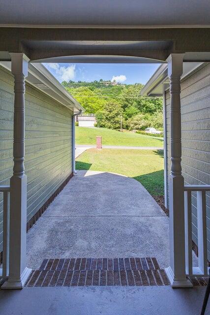 727 Chattanooga Valley Road