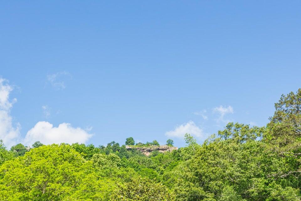 727 Chattanooga Valley Road