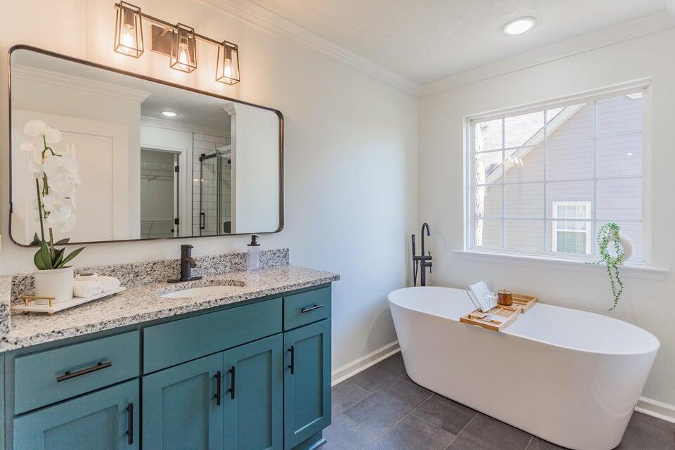 727 Chattanooga Valley Road