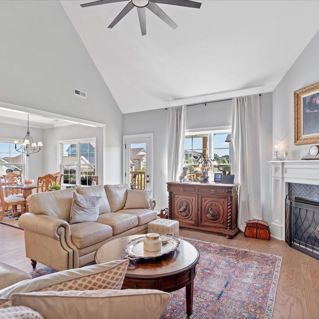 10387 Magnolia Farm Drive