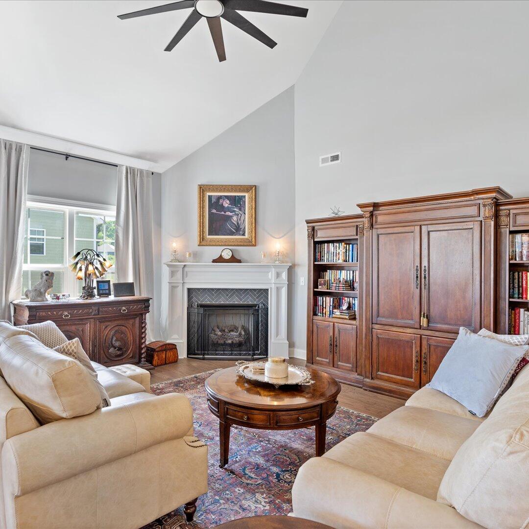 10387 Magnolia Farm Drive