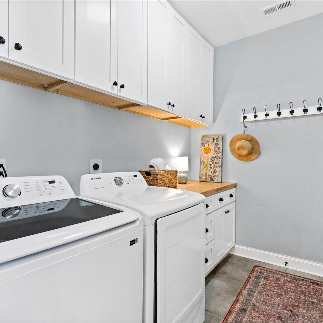 10387 Magnolia Farm Drive