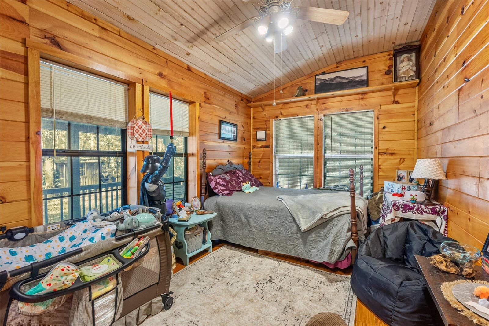 607 Holly Drive