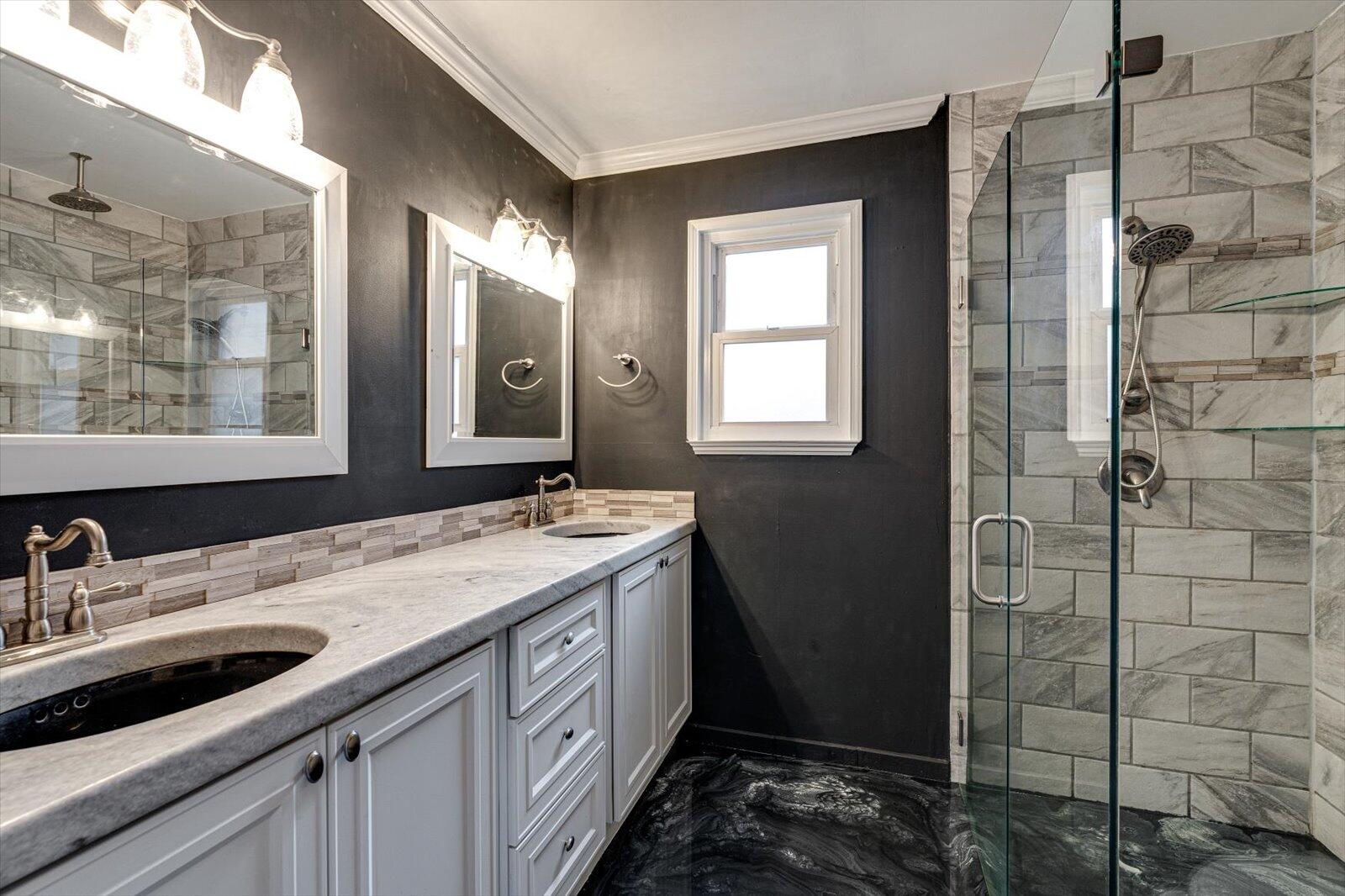 5037 Johnston Road, McDonald